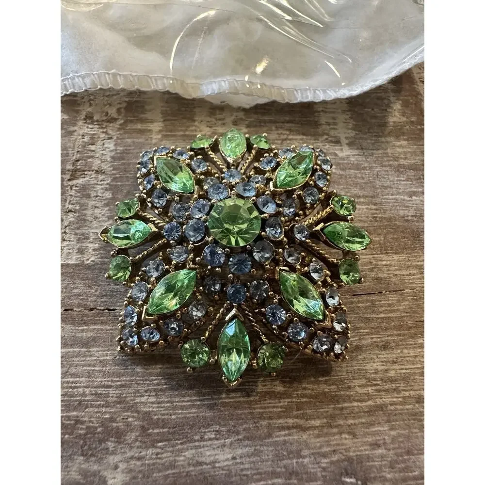 Vintage Gorgeous Large Green Blue Gold Brooch Pin